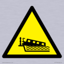 w519-warning-grounding-narrow-boat-on-lock-cill~